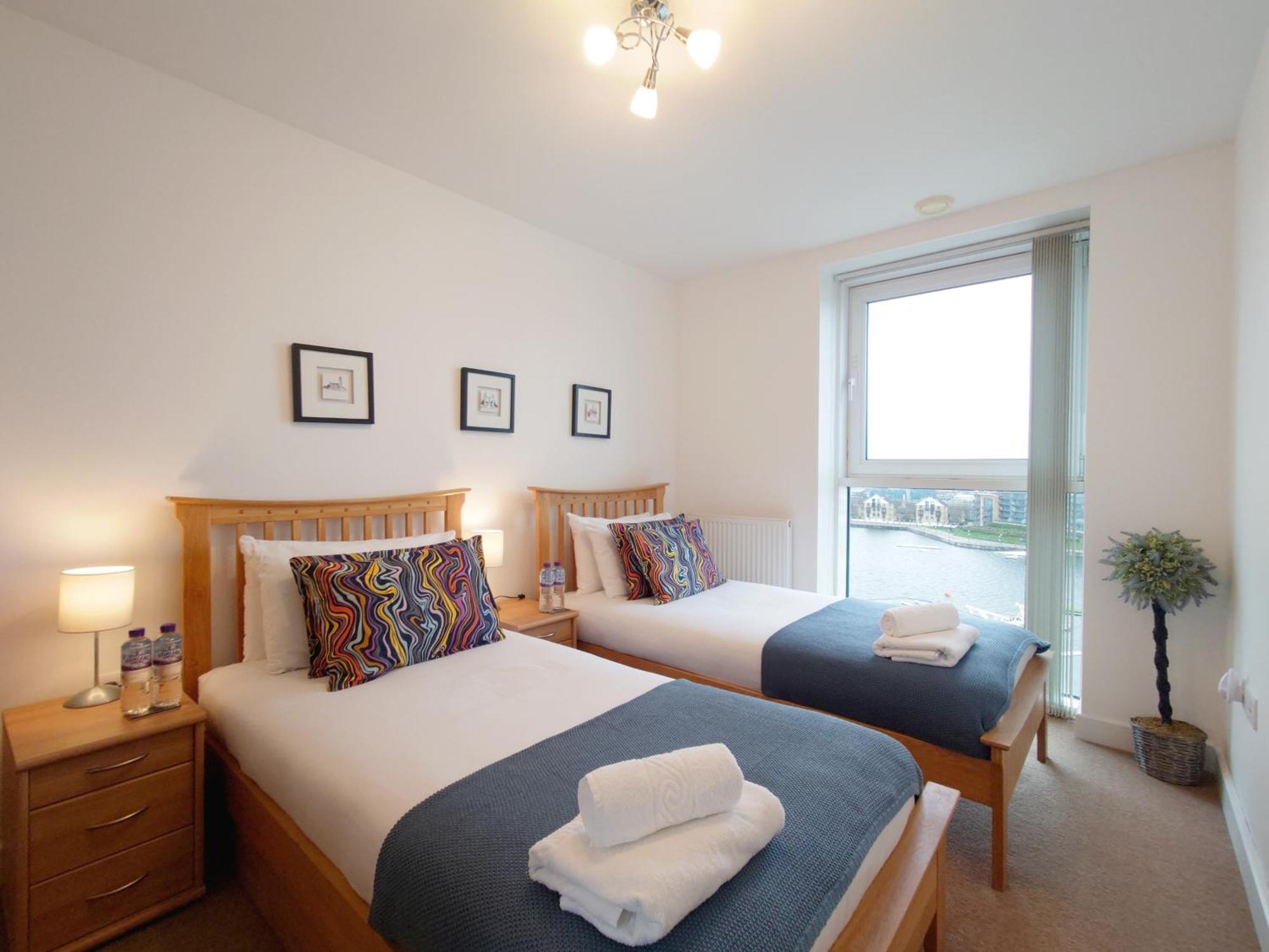 London Excel Stays - Three Bed Serviced Apartment Exterior photo