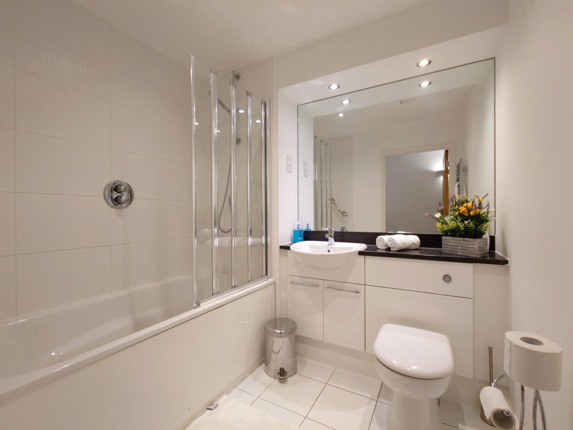 London Excel Stays - Three Bed Serviced Apartment Exterior photo